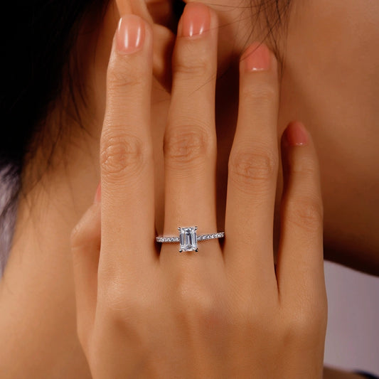 True Path – 1CT Emerald Moissanite Solitaire Ring