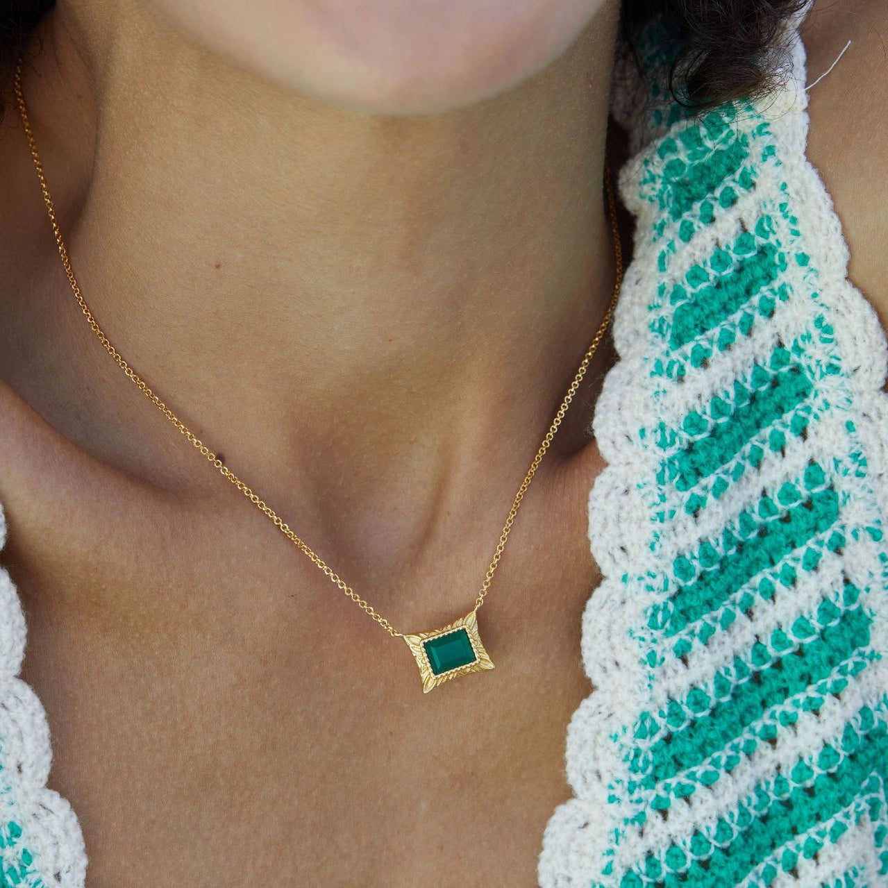 Gilded Green Agate Crest Necklace