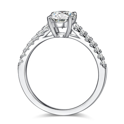 Endless Light – 1CT Round Moissanite Solitaire Ring