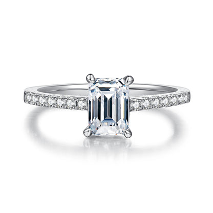 True Path – 1CT Emerald Moissanite Solitaire Ring