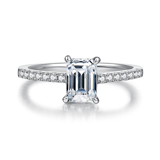True Path – 1CT Emerald Moissanite Solitaire Ring
