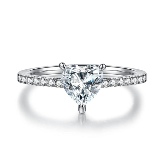 Bound by Love – 1CT Heart Moissanite Solitaire Ring