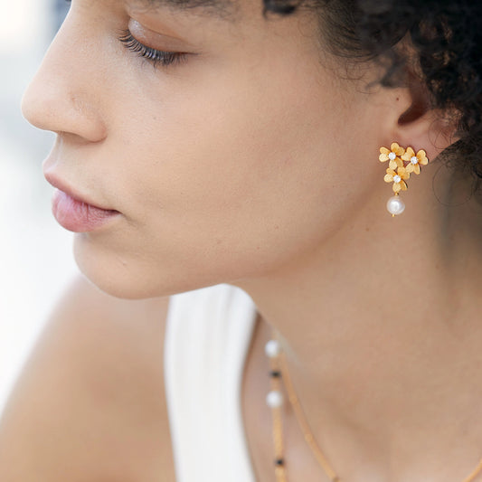 Petal Cluster Pearl Earrings